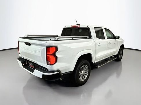 Used 2025 Chevrolet Colorado LT w/ LT Convenience Package RWD image 7