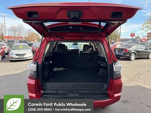 Used 2016 Toyota 4Runner SR5 Premium image 34