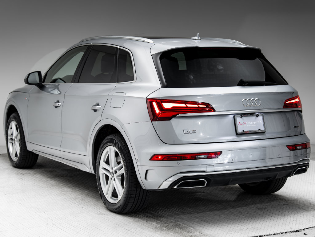 Used 2021 Audi Q5 e Prestige AWD/4WD image 3