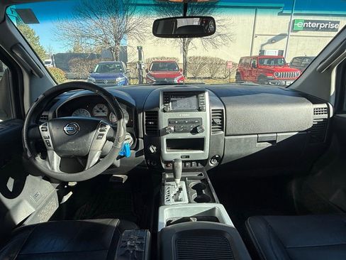 Used 2014 Nissan Titan PRO-4X w/ Pro-4x Luxury Package image 21
