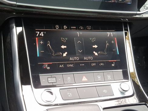 Used 2025 Audi Q7 2.0T Premium w/ Convenience Package image 14