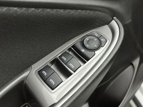 Used 2025 Chevrolet Malibu LT image 11