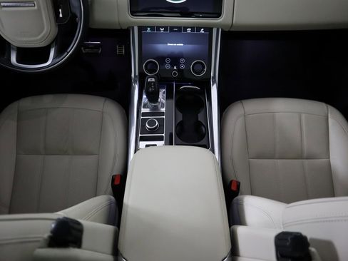 Used 2022 Land Rover Range Rover Sport HSE Silver Edition image 17