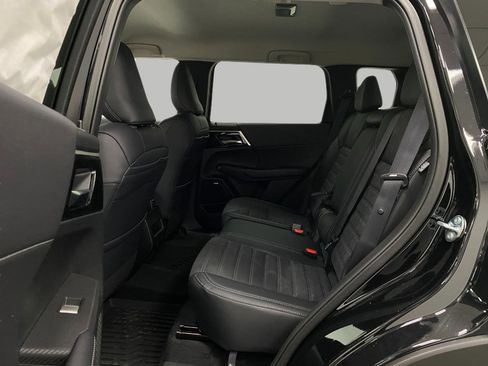 New 2026 Mitsubishi Outlander SE AWD/4WD image 31