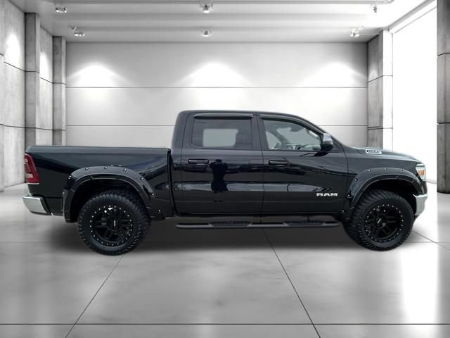 Used 2024 RAM 1500 Laramie AWD/4WD image 9
