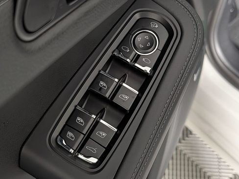 New 2026 Porsche Macan GTS AWD/4WD image 26