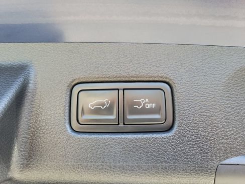 Certified 2024 Kia Telluride SX w/ Towing Package FWD image 10