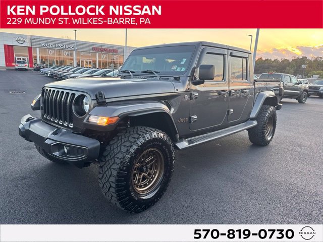 Used 2021 Jeep Gladiator Overland w/ Popular Equipment Package AWD/4WD image 1