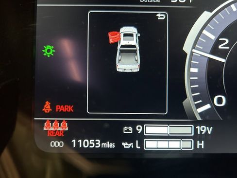 Used 2024 Toyota Tundra Limited image 19