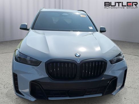 Used 2024 BMW X5 xDrive40i w/ M Sport Package AWD/4WD image 4