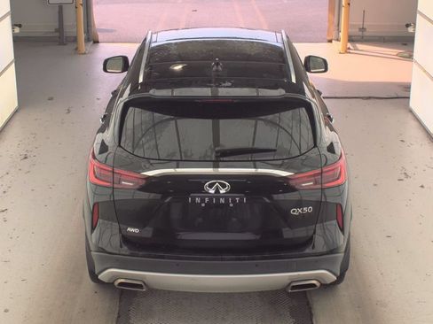 Certified 2023 INFINITI QX50 Luxe AWD/4WD image 3