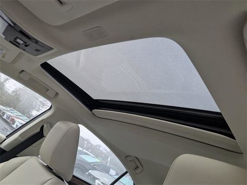 Certified 2025 Lexus ES 350 w/ Premium Package image 19