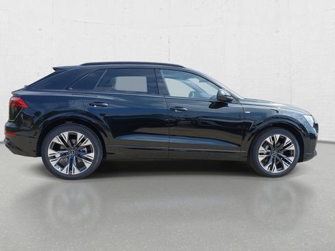 New 2026 Audi Q8 Premium Plus AWD/4WD image 4