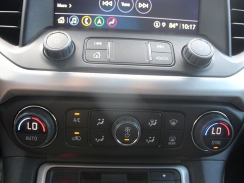 Used 2023 GMC Acadia SLT w/ Preferred Package FWD image 57