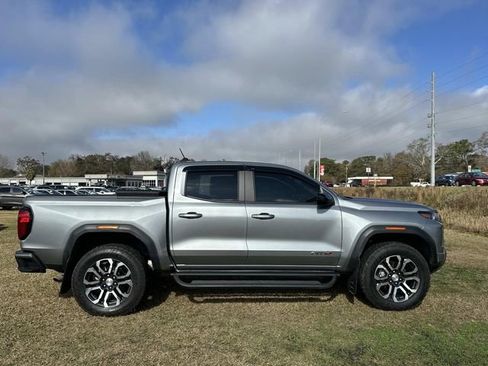 Used 2024 GMC Canyon AT4 w/ Canyon Safety Plus Package image 8