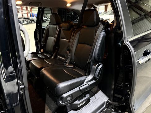 Used 2021 Honda Odyssey EX-L image 15