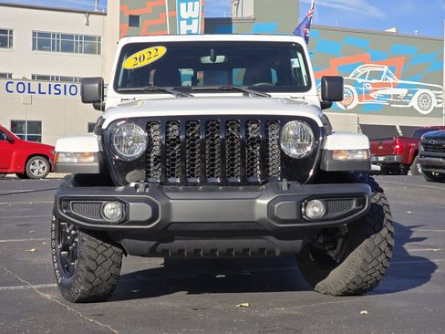 Used 2022 Jeep Gladiator Sport image 20