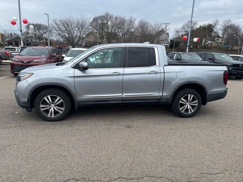 Used 2017 Honda Ridgeline RTS image 4