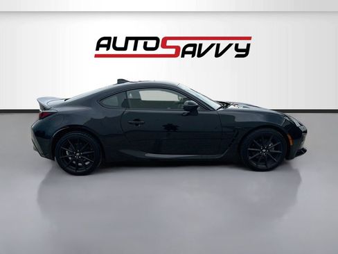 Used 2025 Toyota GR86 Premium RWD image 8