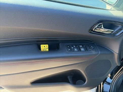 Used 2024 Dodge Durango GT image 17