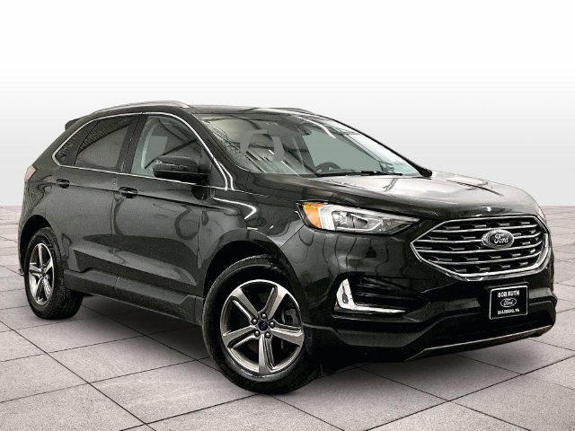 Used 2022 Ford Edge SEL w/ Class II Trailer Tow Package AWD/4WD image 2