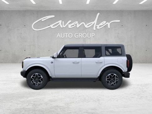 New 2025 Ford Bronco Outer Banks image 3