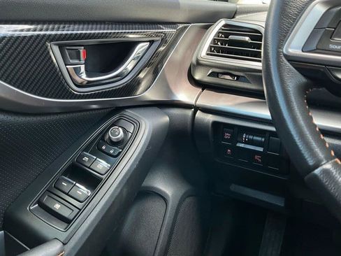 Used 2018 Subaru Crosstrek 2.0i Limited AWD/4WD image 23