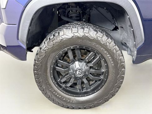 Used 2022 Toyota Tundra SR5 w/ SR5 Convenience Package image 41