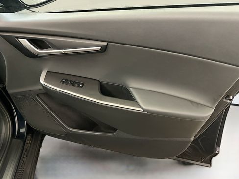 Used 2024 Kia EV6 Light AWD/4WD image 33