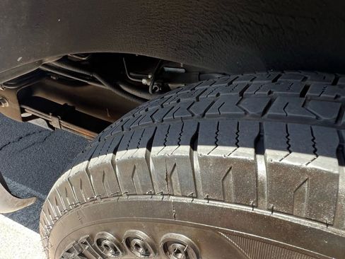 Used 2014 Chevrolet Express 2500 w/ Cold Climate Package image 11