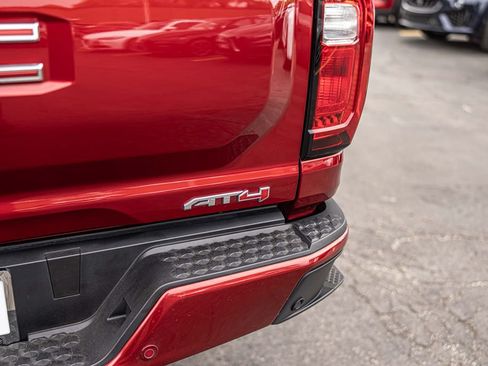Used 2024 GMC Canyon AT4 w/ AT4 Premium Package AWD/4WD image 15