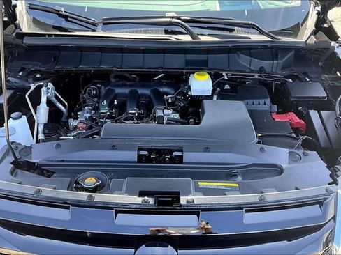 Certified 2025 Nissan Pathfinder Platinum w/ Cargo Package image 29