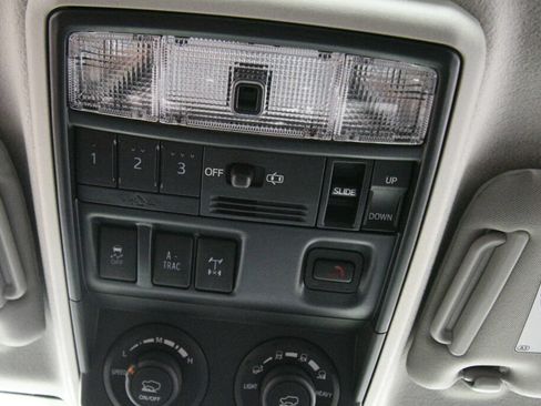 Certified 2022 Toyota 4Runner TRD Pro AWD/4WD image 19