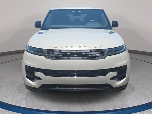 Used 2025 Land Rover Range Rover Sport AWD/4WD image 3