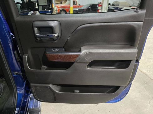 Used 2017 GMC Sierra 3500 SLE w/ SLE Fleet Preferred Package image 36