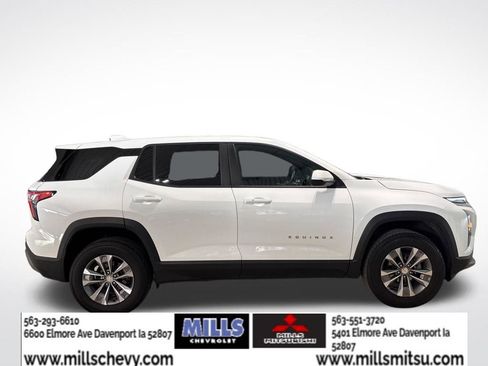 Used 2025 Chevrolet Equinox LT image 4