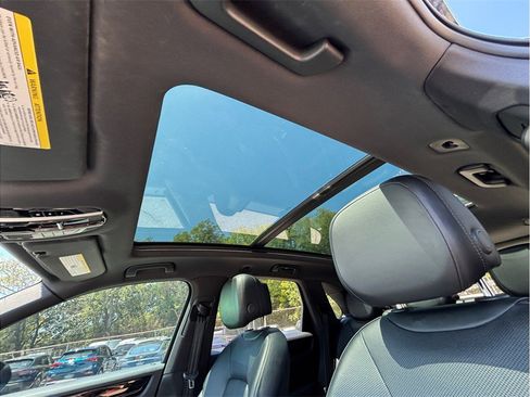 Used 2020 Porsche Cayenne image 41