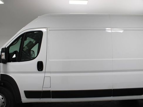 Used 2023 RAM ProMaster 2500 FWD image 6