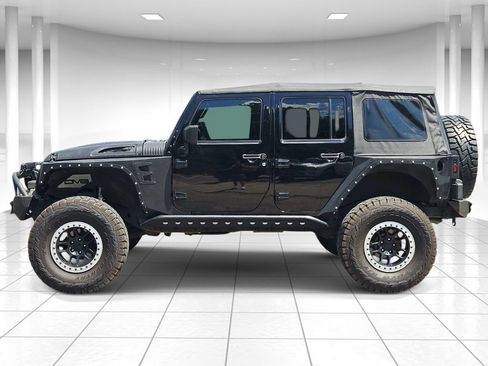 Used 2018 Jeep Wrangler Unlimited Sport AWD/4WD image 6