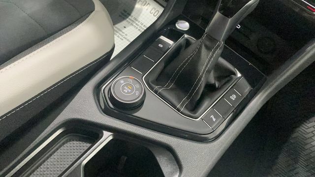 New 2026 Volkswagen Taos SE AWD/4WD image 24