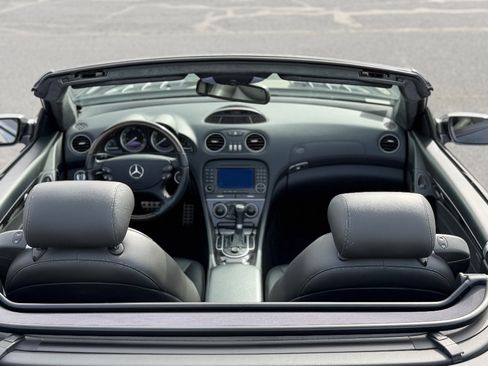 Used 2005 Mercedes-Benz SL 500 image 3