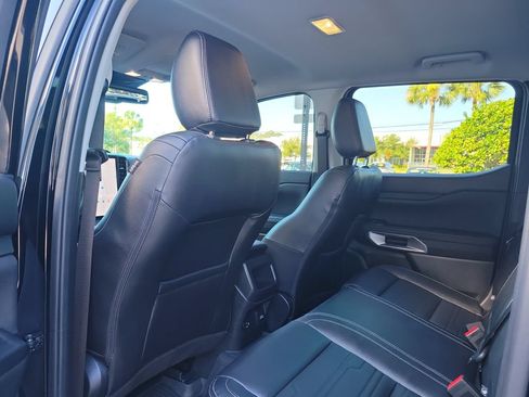 Used 2024 Ford Ranger Lariat w/ FX4 Off-Road Package AWD/4WD image 10