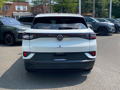 Used 2023 Volkswagen ID.4 S RWD image 4
