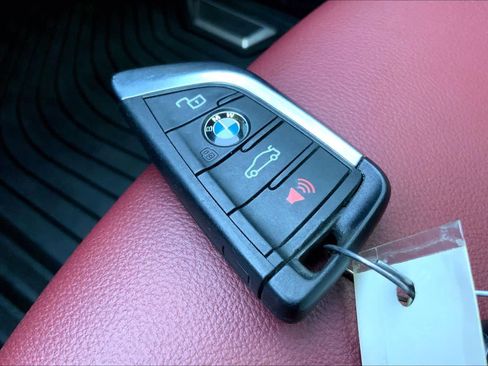 Used 2023 BMW 430i xDrive Coupe w/ M Sport Package AWD/4WD image 15