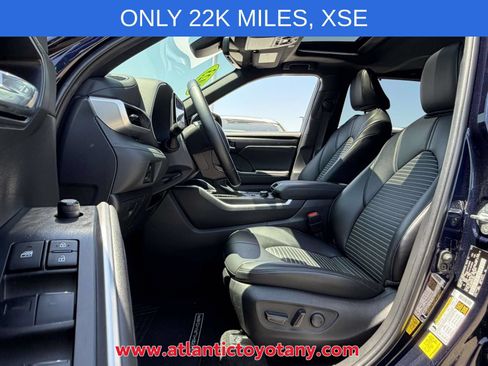 Used 2023 Toyota Highlander XSE AWD/4WD image 13
