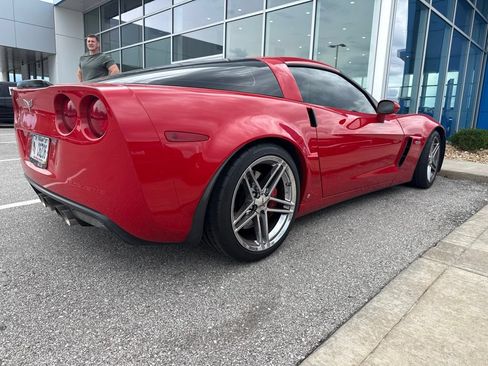 Used 2008 Chevrolet Corvette Z06 w/ Preferred Equipment Group RWD image 4