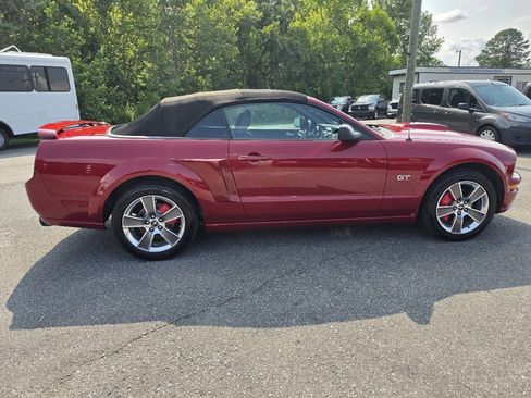 Used 2008 Ford Mustang GT RWD image 11