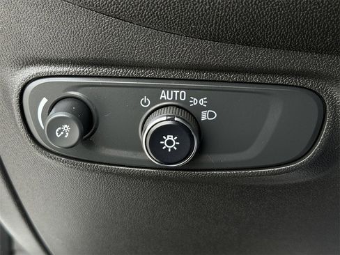 Certified 2022 Chevrolet Equinox RS image 20