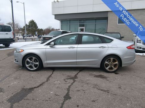 Used 2014 Ford Fusion SE w/ Equipment Group 201A image 6
