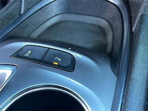 Used 2022 Chevrolet Malibu LT image 17